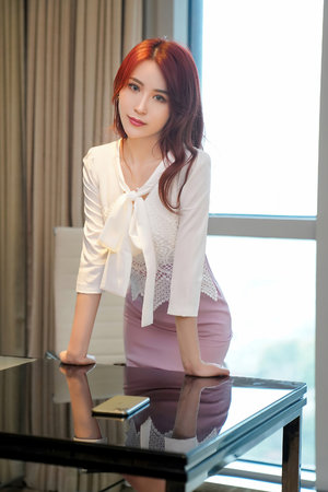 131杨晨晨喷水视频