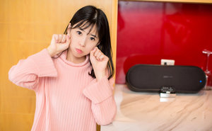 给我播放一个免费的片懂得