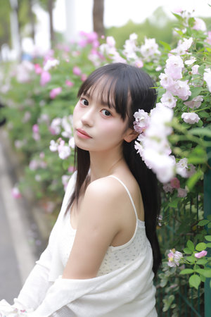 老师玩卫校女同学小说