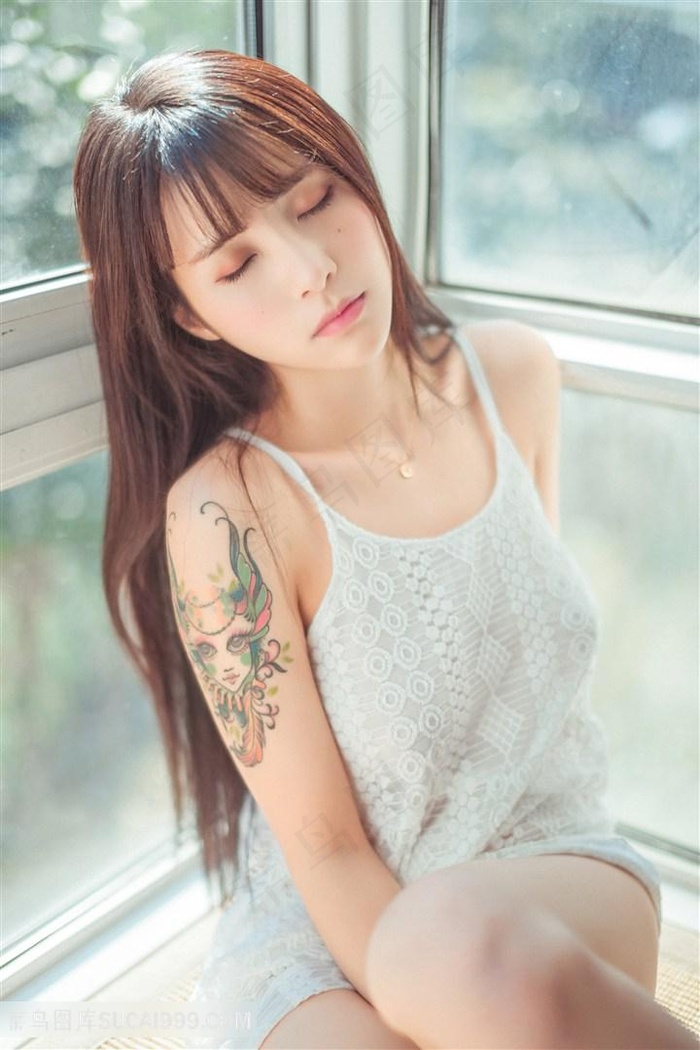 波多野结衣在办公室被